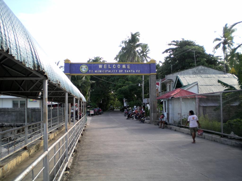 โรงแรมซันเดย์ ฟลาวเวอร์ ซานตาเฟ ภายนอก รูปภาพ