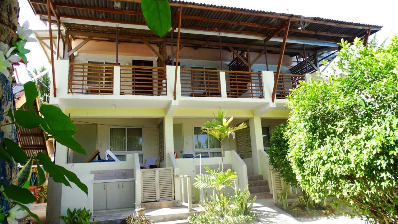 โรงแรมซันเดย์ ฟลาวเวอร์ ซานตาเฟ ภายนอก รูปภาพ